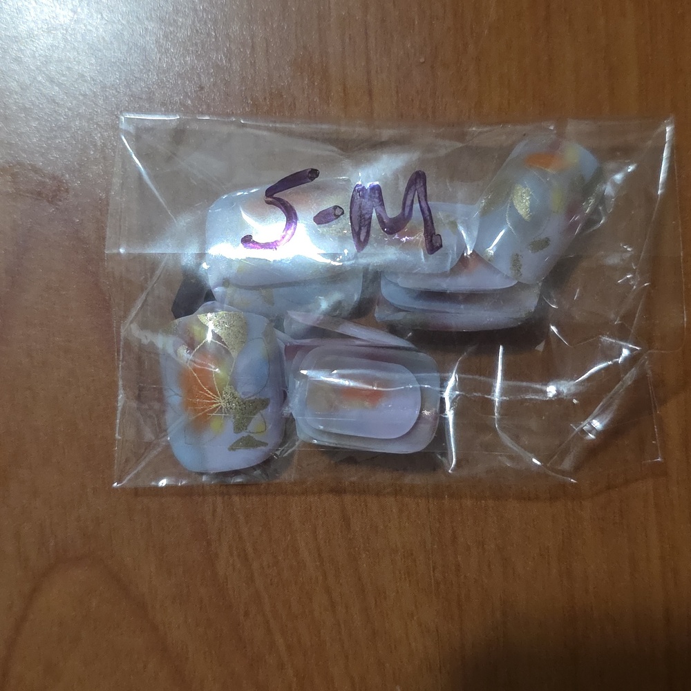 🥳 4/$20 #48 Gold and Orange Press-On Nails